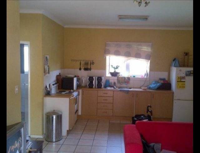 1 BEDROOM PROPERTY TO RENT IN MONTGOMERY PARK